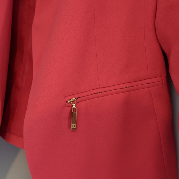 Ivanka Trump Red Blazer - Picture 5 of 6